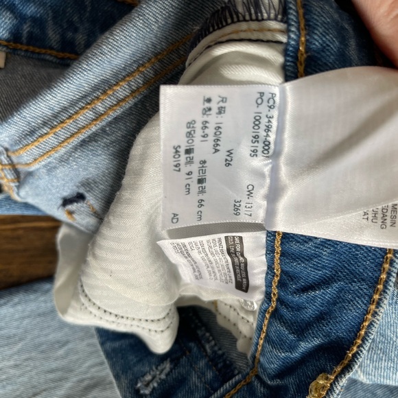 Levis Wedgie - Picture 6 of 10
